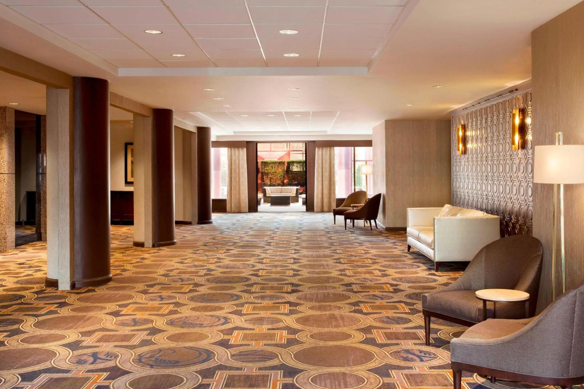 Sheraton Laguardia East