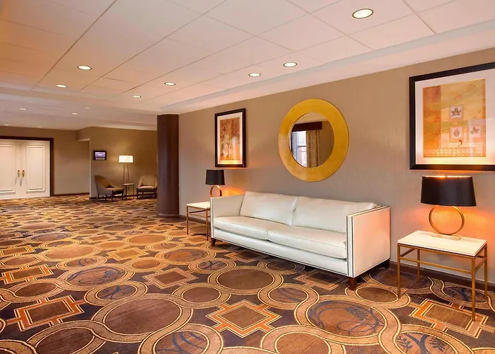Sheraton Laguardia East Hotel